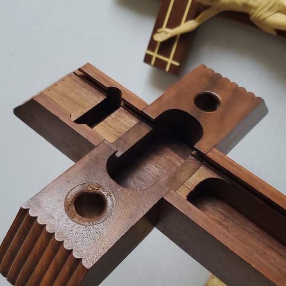 Vintage Wooden Crucifix Sick Call Last Rites - Picture 7 of 11